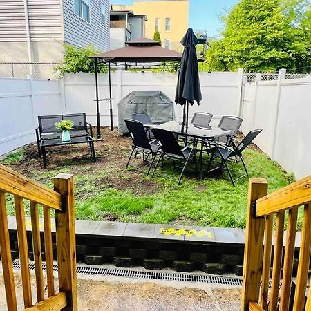 2 Bedroom Apartment, Close To Nyc & Downtown Jc! Джърси Сити Екстериор снимка