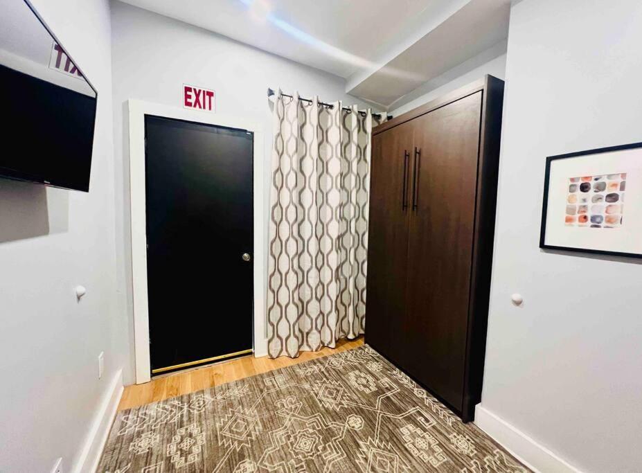 2 Bedroom Apartment, Close To Nyc & Downtown Jc! Джърси Сити Екстериор снимка